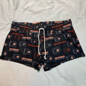 Philadelphia Flyers Logo Lounge Shorts, Women’s size XL, NWOT!